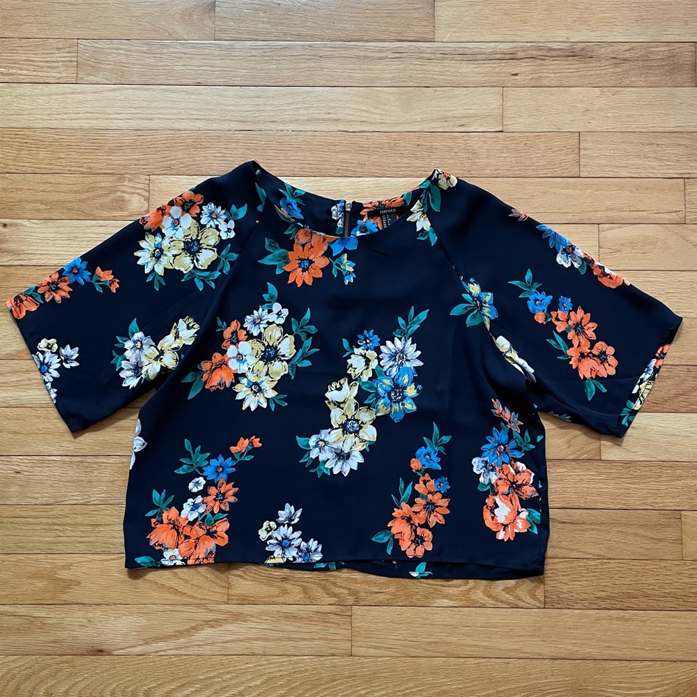 Forever21 Navy Floral Crop Top